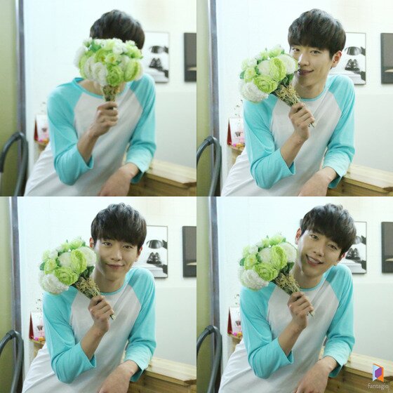 본문 이미지 - 배우 서강준의 광고 촬영 현장 모습이 담긴 사진이 공개됐다. ⓒ 판타지오