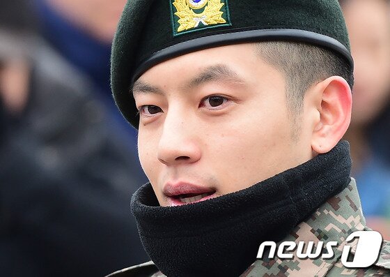 본문 이미지 - 박한별의 과거 연인인 가수 세븐이 1인 기획사를 설립했다.; ⓒ News1스포츠 권현진 기자