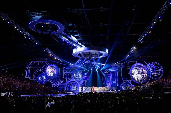 본문 이미지 - 3일 저녁 7시(현지 시간) 홍콩 란타우에 위치한 아시아 월드엑스포 아레나(AWE)에서 '2014 Mnet Asian Music Awards'(이하 2014 MAMA)가 개최됐다. ⓒ CJ E&M