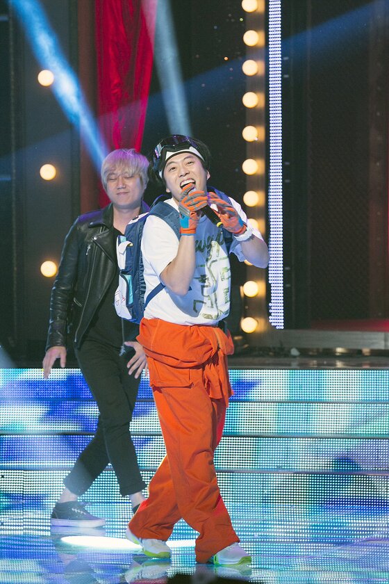 본문 이미지 - 임재용씨가 4일 오후 2시 서울 영등포구 여의도동 63빌딩 세콰이어룸에서 열린 종합편성채널 JTBC '히든싱어3' 왕중왕전 기자간담회에 참석해 방송 후 달라진 점에 대해 밝혔다. ⓒ JTBC