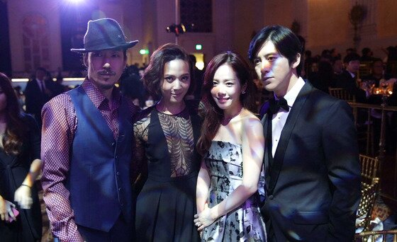 본문 이미지 - 윤미래 타이거JK 부부, 한지민, 고수가 지난 5일 열린 언포게터블에 초청됐다. ⓒ 필굿뮤직