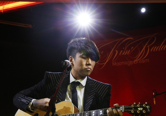 레전드 록 뮤지션인데…시나위 김바다, 대마초 흡입 혐의로 체포(종합)