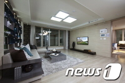 본문 이미지 - '동탄2신도시 반도유보라 아이비파크3.0' 84㎡ 거실© News1 