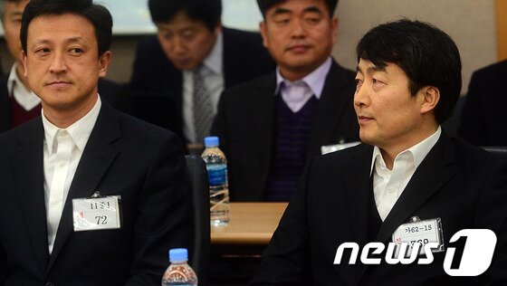 본문 이미지 - 지난 3일 오전 경기 수원시 영통구 원천동 수원지방법원에서 열린 통합진보당 이석기 의원 등의 &#39;내란음모&#39; 사건 결심공판에서 이석기의원을 비롯한 피고인들이 재판을 받고 있다. © News1   사진공동취재단 