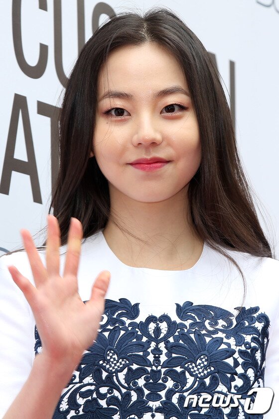 본문 이미지 - 걸그룹 원더걸스 멤버 소희가 리더 선예와 함께 팀을 공식 탈퇴했다. ⓒ News1 DB