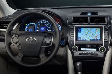 본문 이미지 - 캠리 하이브리드 대시보드(한국토요타 제공)© News1   류종은 기자