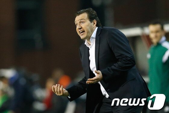 본문 이미지 - 벨기에 국가대표팀의 마크 빌모츠 감독. © AFP=News1 