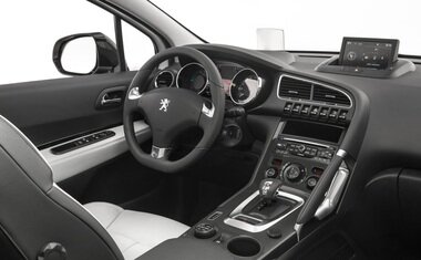 본문 이미지 - 푸조 소형SUV 3008 인테리어(한불모터스 제공)© News1   류종은 기자