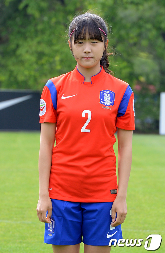 (파주=뉴스1) 이동원 기자 = 2014 아시아축구연맹(AFC) 여자 아시안컵 대회에 참가하는 대표팀 감독과 선수들이 7일 오후 경기도 파주 NFC(국가대표 트레이닝센터)에서 미디 …