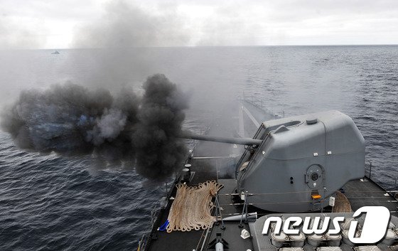 본문 이미지 - 광개토대왕함. (해군 제공) 2014.6.20/뉴스1 ⓒ News1