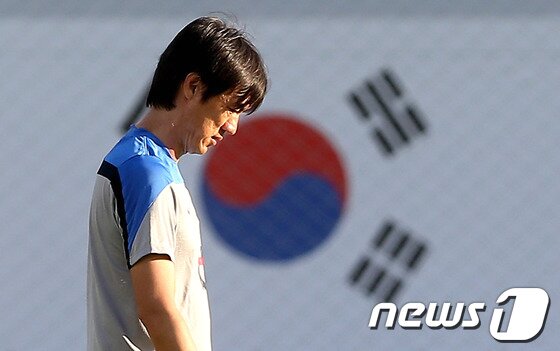 본문 이미지 - 대한민국 국민들에게 많은 실망을 전한 홍명보호다. 예고된 실패였는지 모른다. 대표팀이 준비한 시간은 불과 3개월이다. © News1 DB