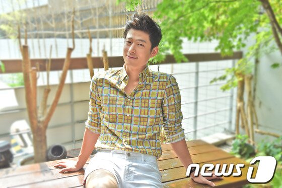 본문 이미지 - 배우 이창욱이 모델로 데뷔했지만 늘 연기에 대한 갈망이 있었다고 발혔다. ⓒ news1스포츠 김진환 기자