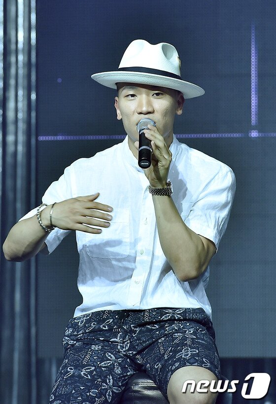 본문 이미지 - 개코 솔로 앨범이 공개되자 동료 가수들의 응원 릴레이가 이어졌다. ⓒ News1 스포츠 DB