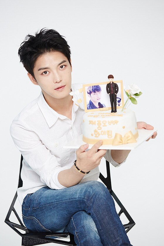 본문 이미지 - 김재중이 팬들의 사랑에 인증샷을 공개했다. ⓒ 씨제스엔터테인먼트