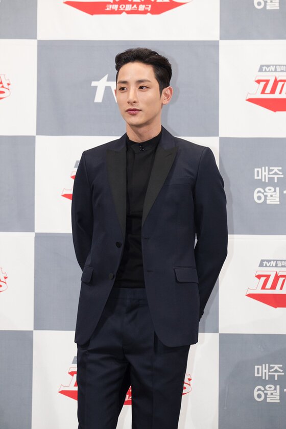 고교처세왕' 이수혁 고교처세왕' 이수혁