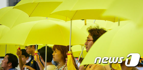 세월호와 노란 우산