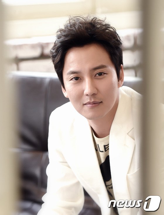 본문 이미지 - 배우 김남길이 영화 '해적: 바다로 간 산적'에서 어리바리한 장사적 역을 맡아 열연했다. ⓒ News1스포츠 권현진 기자