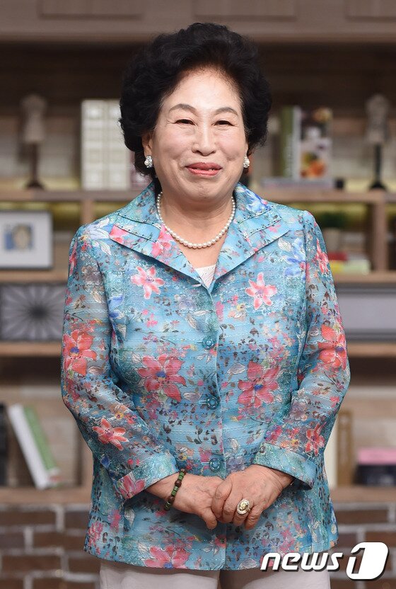 본문 이미지 - 전원주 재혼 사실이 방송에서 처음 공개돼 관심을 모으고 있다. ⓒ News1star 권현진 기자