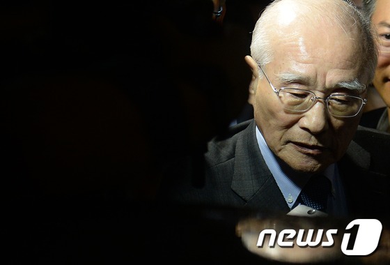 김우중 전 회장 "대우 해체 합당성, 명확히 밝혀 달라"