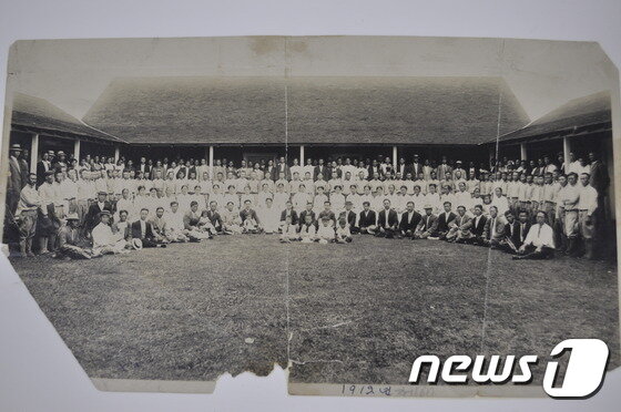 본문 이미지 - 독립기념관이 공개한 1914년 8월29일 대조선국민군단의 낙성식 및 개교식ⓒ News1