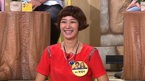 본문 이미지 - 배우 변정수가 최근 진행된 종합편성채널 JTBC ‘유자식 상팔자’ 녹화에서 조민희 딸 권영하에 대한 애정을 드러냈다.  ⓒ JTBC 제공