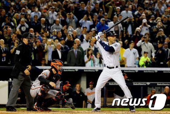 (서울=뉴스1스포츠) 온라인뉴스팀 기자 = 25일(현지시간) 뉴욕 양키스타디움에서 2014 미국 프로야구 메이저리그 뉴욕 양키스와 볼티모어 오리올스의 경기가 열렸다. 이날은 데릭 …