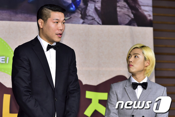 (서울=뉴스1스포츠) 김진환 기자 = ‘(서)장훈이형 정말 크네~’ 엠아이비(M.I.B) 강남이 22일 오후 서울 마포구 MBC상암신사옥에서 열린 ‘일밤-애니멀즈’ 제작보고회에서 …