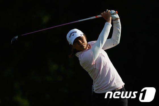 '천재소녀' 리디아 고(18·한국명 고보경·캘러웨이)가 2일 발표된 세계 여자 골프 랭킹에서 최연소 기록으로 1위에 올랐다. © AFP=News1 