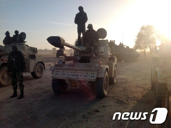 카메룬에 파견된 차드 정부군.© AFP=뉴스1