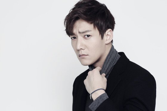 본문 이미지 - 배우 최진혁이 뉴스1스포츠와의 만남에서 드라마 '오만과 편견' 종영 소감을 말했다. ⓒ 뉴스1스포츠 / 레드브릭하우스 엔터테인먼트