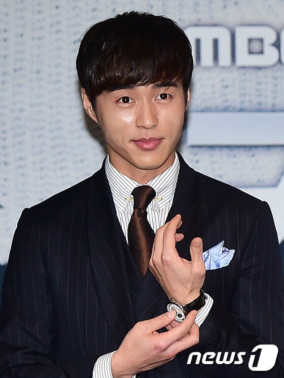 본문 이미지 - 배우 오민석 측이 '우리 결혼했어요4' 출연과 관련해 입장을 밝혔다. ⓒ News1 스포츠 DB