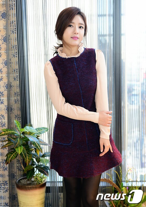 본문 이미지 - 배우 오지은이 최근 서울 강남 신사동 네일닥터에서 진행된 뉴스1스포츠와 인터뷰에서 2015년 계획을 밝혔다. ⓒ News1스포츠 권현진 기자