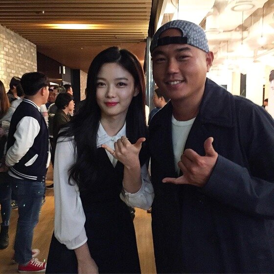 본문 이미지 - 정창욱 셰프가 김유정과 찍은 사진을 공개했다.ⓒ News1star/ 정창욱 인스타그램