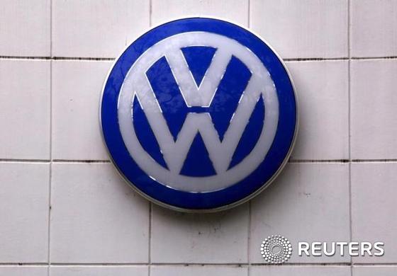 본문 이미지 - 폭스바겐 로고 ⓒ로이터=News1