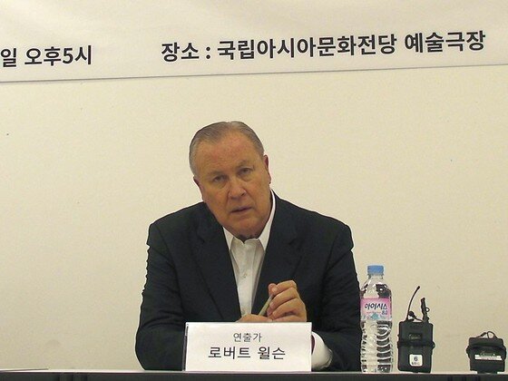 본문 이미지 - 이미지극의 거장 '로버트 윌슨' (사진제공 국립아시아문화전당 예술극장) 