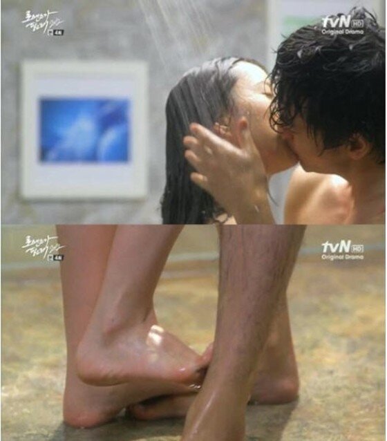 본문 이미지 - ‘삼시세끼’ 이진욱이 화제가 된 가운데 과거 키스신에도 눈길이 쏠린다. ⓒ News1star/tvN 드라마 ‘로맨스가 필요해 시즌2’ 캡처