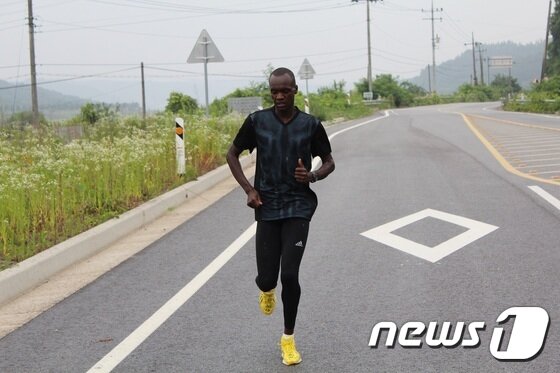 본문 이미지 - 귀화 마라토너 오주한. // 뉴스1 DB ⓒ News1 조문현 기자