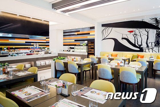 본문 이미지 - 이비스 스타일 앰배서더 서울 강남과 이비스 스타일 앰배서더 서울 명동에서는 송년을 맞이해 합리적인 가격의 레스토랑 디너 프로모션을 선보인다. 사진 제공/ 이비스스타일 앰배서더 서울 강남 ⓒ News1