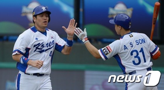 본문 이미지 - 야구대표팀 강민호 손아섭 ⓒ News1 DB