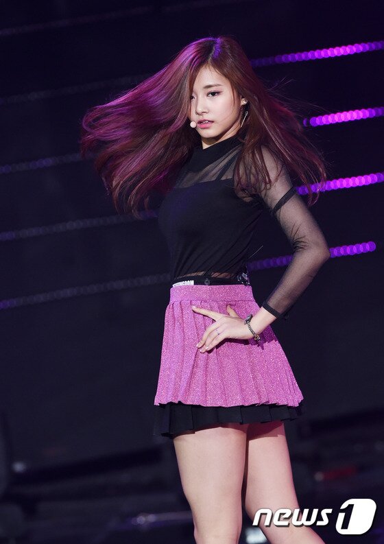 본문 이미지 - 트와이스 쯔위의 몸매 관리 비법이 공개됐다.ⓒ News1star / 권현진 기자