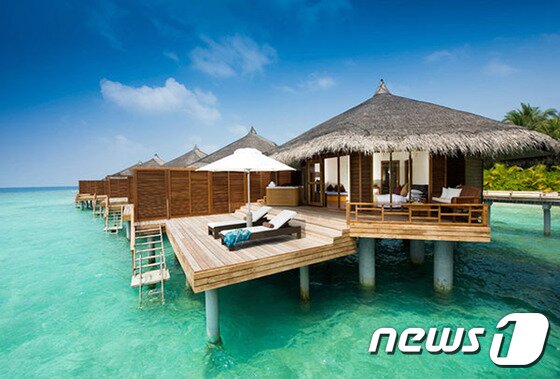 본문 이미지 - 해변가에 위치한 비치빌라(Beach Villas).사진 출저/ 허니문 리조트 ⓒ News1