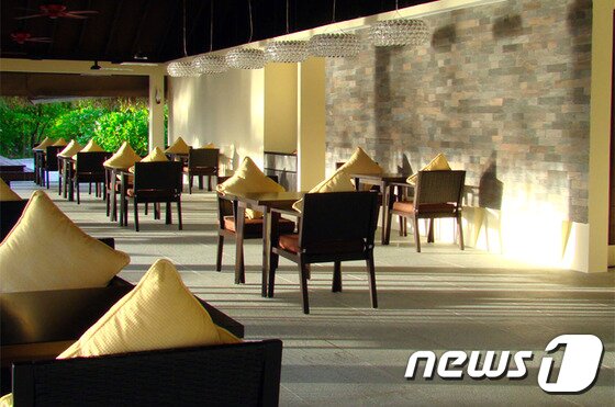 본문 이미지 - 세계 각국의 요리를 일품요리나 뷔페로 식사할 수 있는 브리즈 레스토랑, 사진 제공/허니문리조트 ⓒ News1