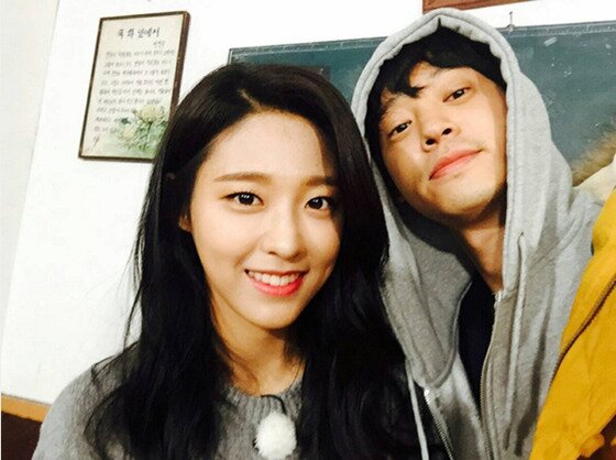 본문 이미지 - '1박2일' 설현이 정준영과 함께한 모닝엔젤 인증샷을 공개했다.ⓒ News1star/ 설현 인스타그램