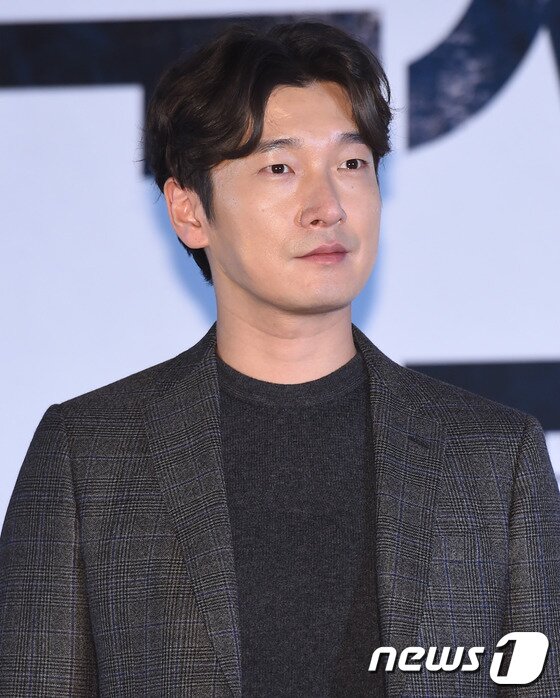 본문 이미지 - 조승우가 솔직한 생각을 털어놨다. ⓒ News1star