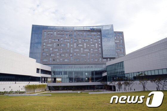 본문 이미지 - 전북 혁신도시 국민연금관리공단 전경 ⓒ News1 박제철 기자
