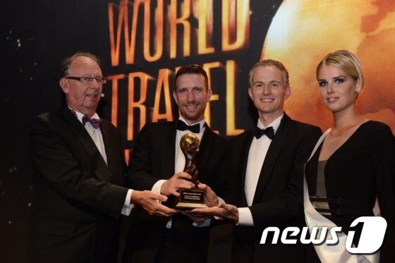 본문 이미지 - 취리히 공항이 ‘여행 업계의 오스카’ 상이라 불리는 월드 트래블 어워드에서 12년 연속 유럽 최고의 공항에 선정된 취리히 공항. 사진 출처/ 취리히 공항 홈페이지ⓒ News1