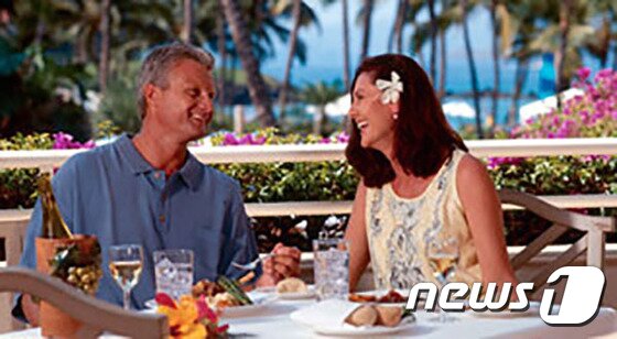 본문 이미지 - 그랜드 와일레아는 8개의 레스토랑과 10개의 라운지를 갖추고 있어 다양한 먹거리를 즐길 수 있다. 사진 제공/ 허니문리조트 ⓒ News1