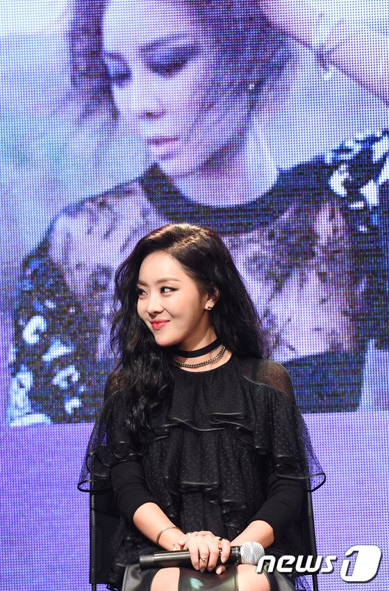 본문 이미지 -  브라운아이드걸스 나르샤가 열애 중이다. ⓒ News1star/ 권현진 기자