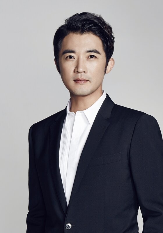 본문 이미지 - 배우 안재욱이 ‘아이가 다섯’ 캐스팅을 확정 지었다. ⓒ News1star/EA&C