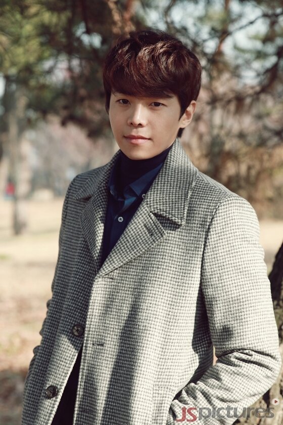 본문 이미지 - 배우 박은석이 최근 뉴스1스타와 인터뷰에서 다양한 연기를 해보고 싶다는 생각을 밝혔다. ⓒ News1star / JS픽쳐스